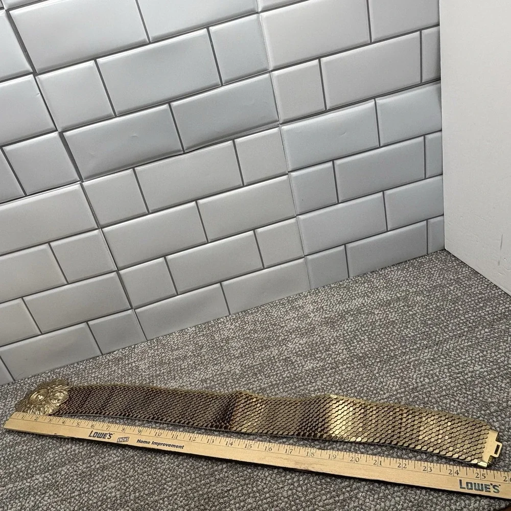 Women Belt Elastic‎ Textured Large Golden Color Clasp Wide VTG Castle H18